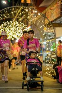 BIB: 338, 1800
                            <button type="button" onclick="openModal(24741503)" class="btn btn-primary btn-sm float-right btn-popup" data-toggle="modal" data-target=".modal-high-quality">
                        <i class="fas fa-shopping-cart"></i> Add to Cart
                    </button>
                                            <button type="button" onclick="isThisMe(24741503, true)" class="btn btn-success btn-sm float-right btn-popup btn-isme hidden" data-toggle="tooltip" data-placement="bottom" title="นี่คือรูปของคุณใช่ไหม คลิกที่นี่เพื่อเอาเข้าอัลบั้ม">
                        <i class="fas fa-plus"></i> Add to album
                    </button>
                    <button type="button" onclick="isThisMe(24741503, false)" class="btn btn-warning btn-sm float-right btn-popup btn-isnotme hidden">
                        <i class="fas fa-ban"></i> Remove from album
                    </button>